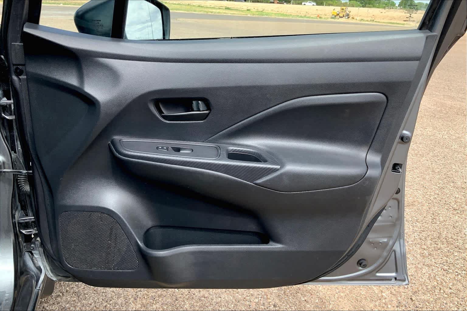 Used 2020 Nissan Versa S FWD image 22