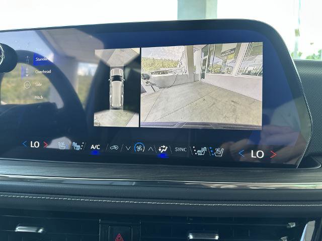 New 2025 Chevrolet Suburban Premier image 50