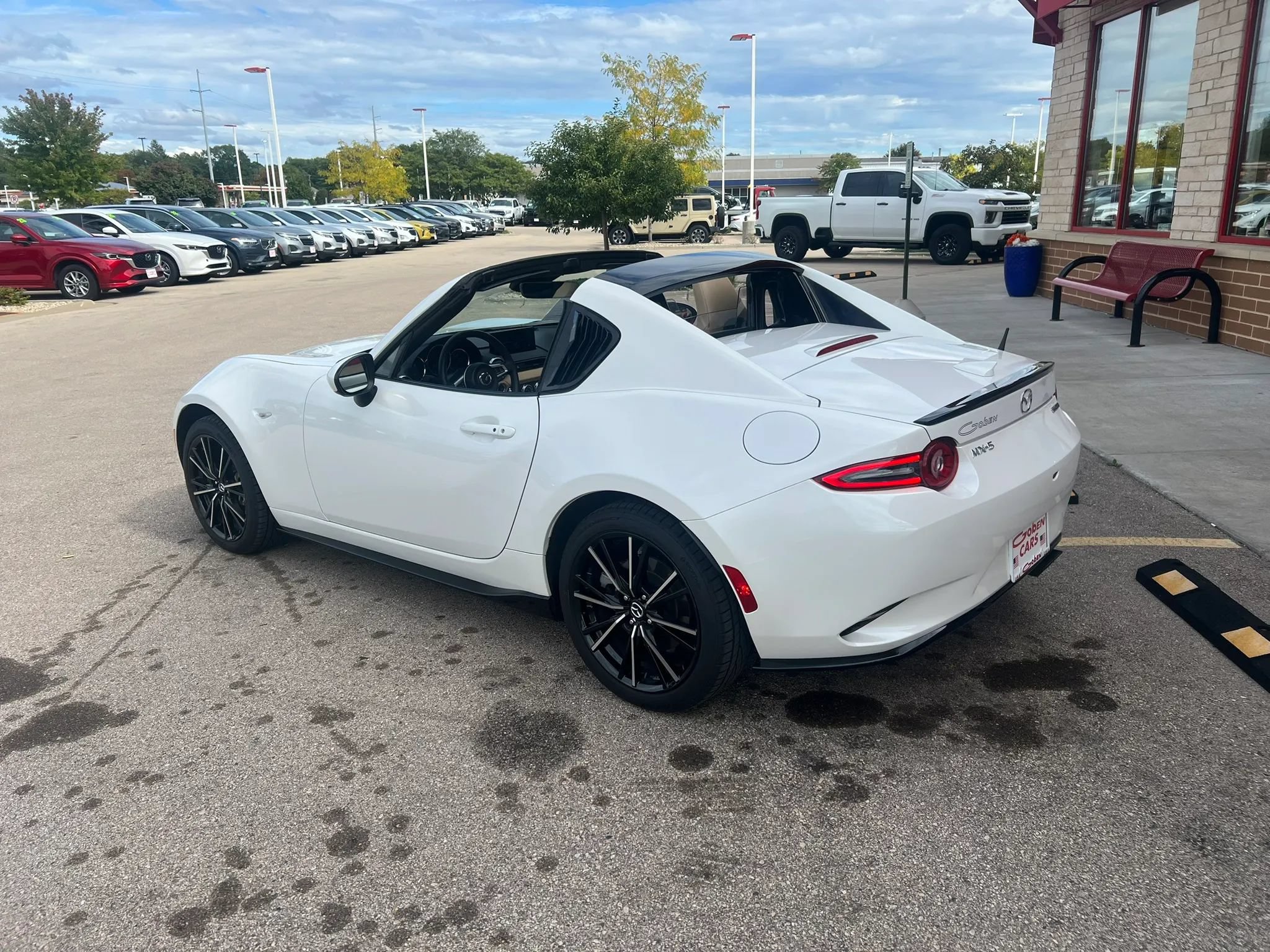 Used 2025 MAZDA MX-5 Miata RF Grand Touring w/ Appearance Package RWD image 5