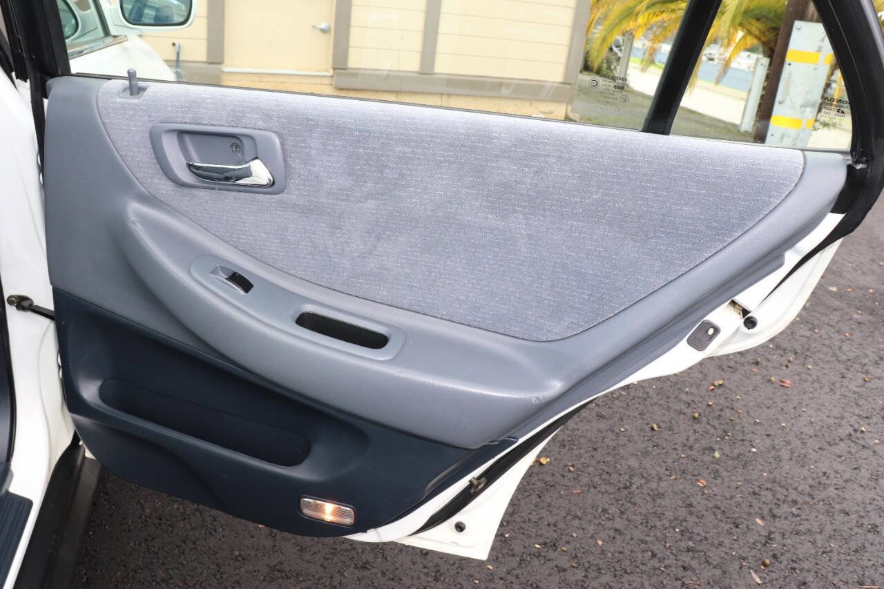Used 2001 Honda Accord LX image 40