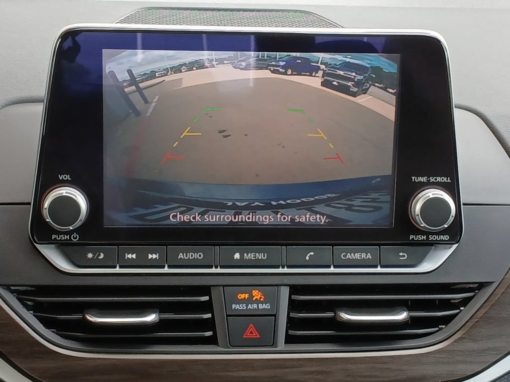Used 2023 Nissan Altima 2.5 SV FWD image 15