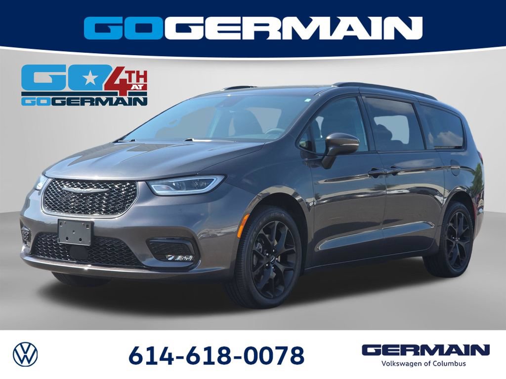 Used 2023 Chrysler Pacifica Touring-L w/ S Appearance Package
