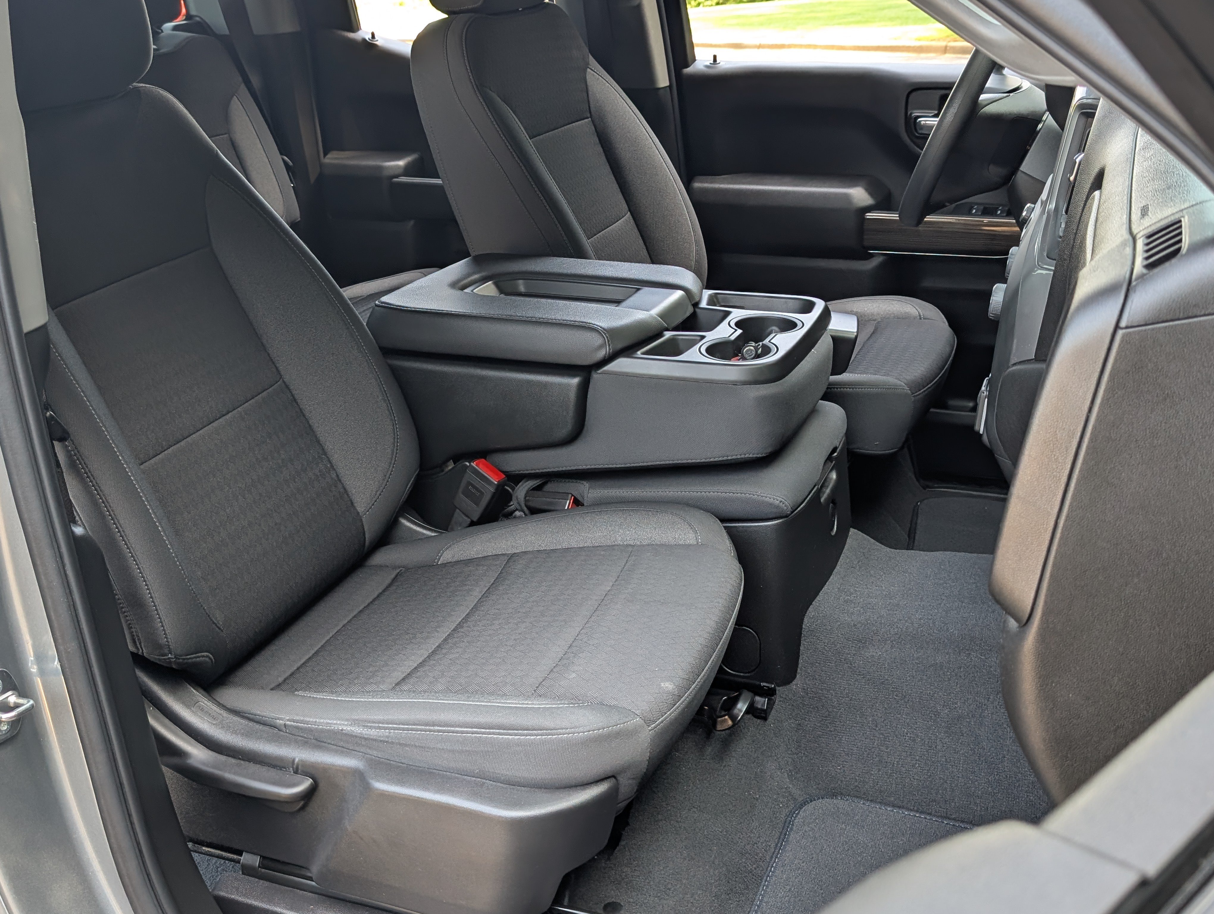 Used 2024 Chevrolet Silverado 1500 Custom AWD/4WD image 18
