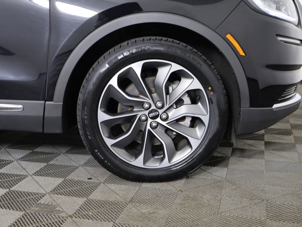 Used 2023 Lincoln Nautilus Reserve AWD/4WD image 23