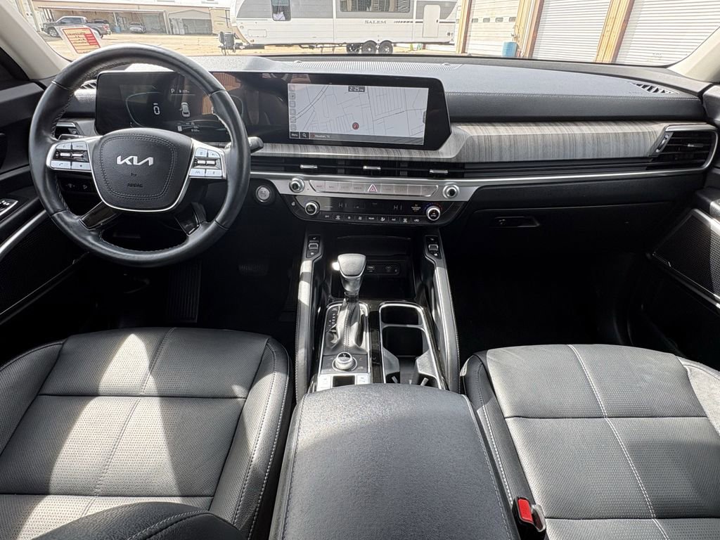 Used 2023 Kia Telluride EX image 28