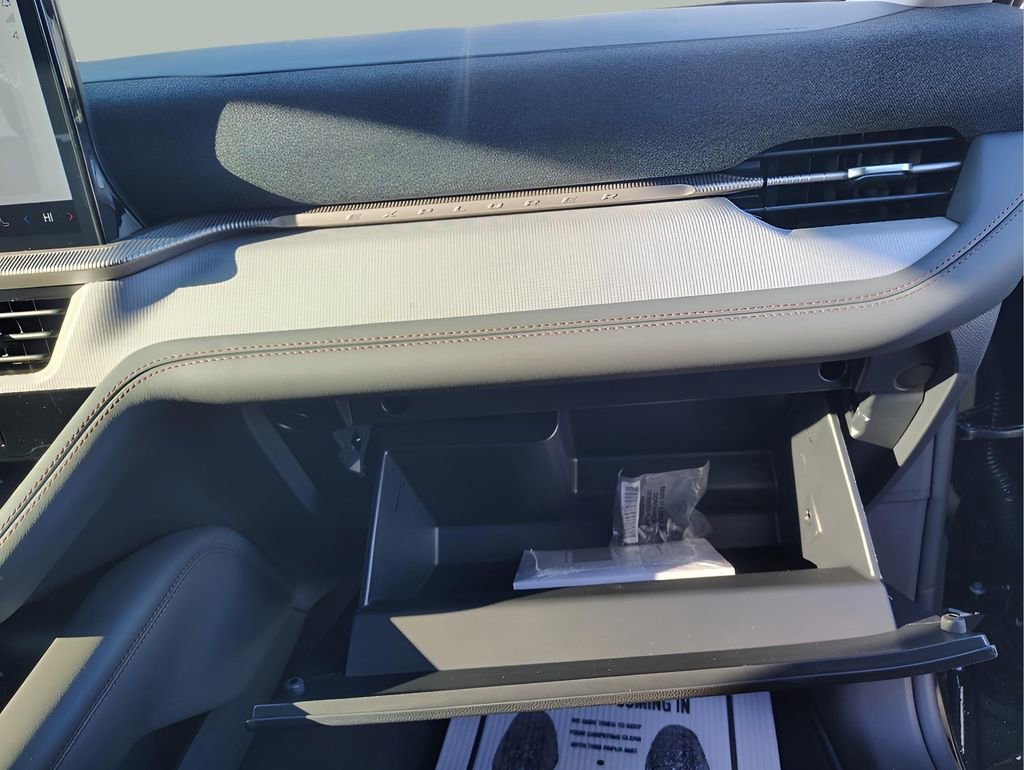 New 2026 Ford Explorer Active w/ Active Comfort Package image 33