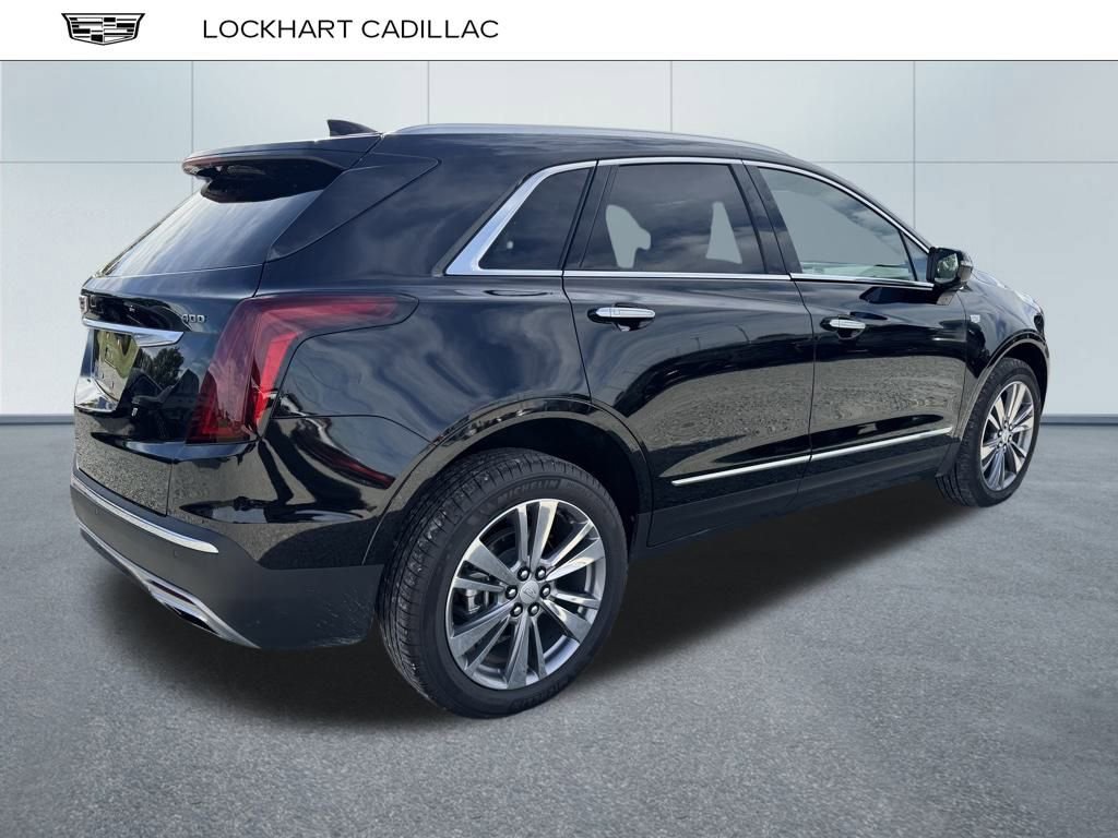 Used 2025 Cadillac XT5 Premium Luxury image 3