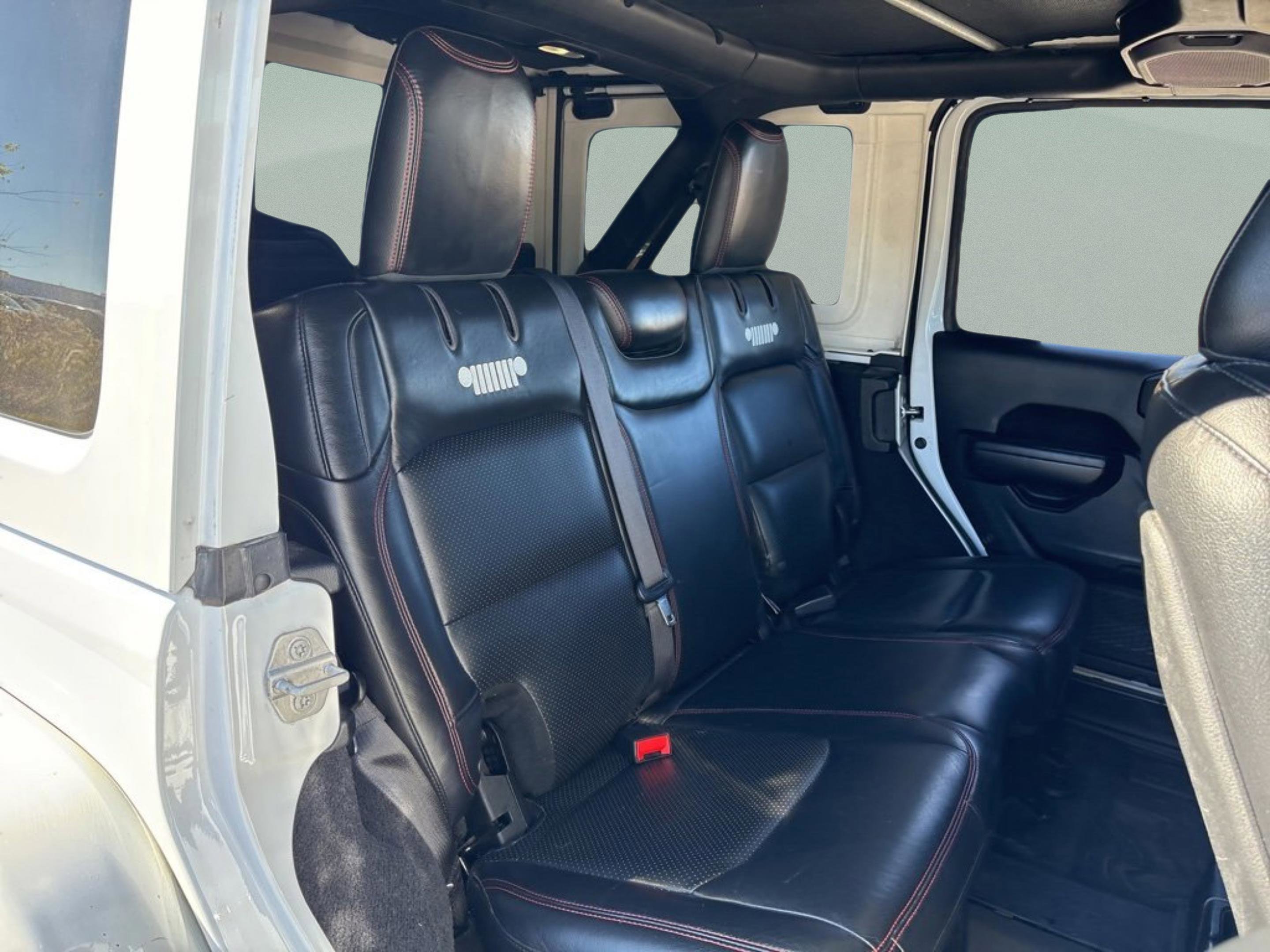 Used 2021 Jeep Wrangler Unlimited Rubicon image 30