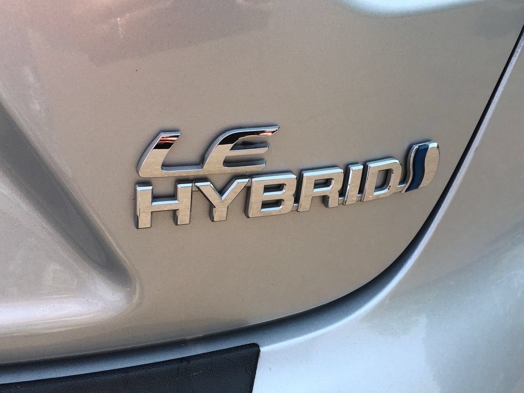 Used 2023 Toyota Corolla LE FWD image 6