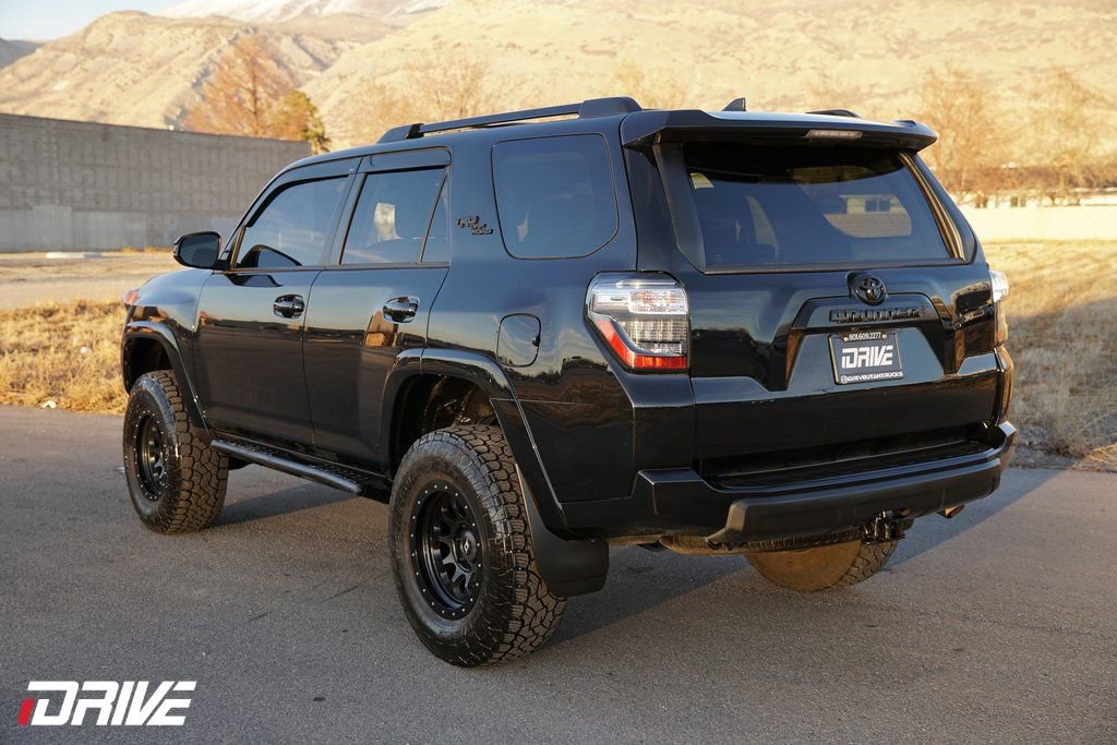 Used 2022 Toyota 4Runner TRD Off-Road Premium w/ Moonroof Package image 8