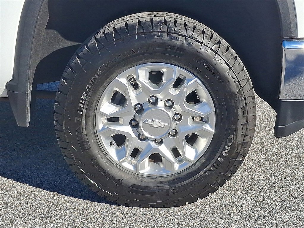 Used 2020 Chevrolet Silverado 2500 LTZ w/ Technology Package image 12