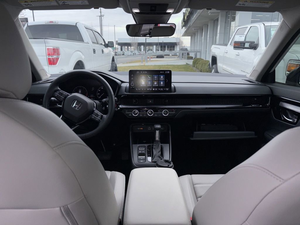 Used 2025 Honda CR-V EX-L image 10