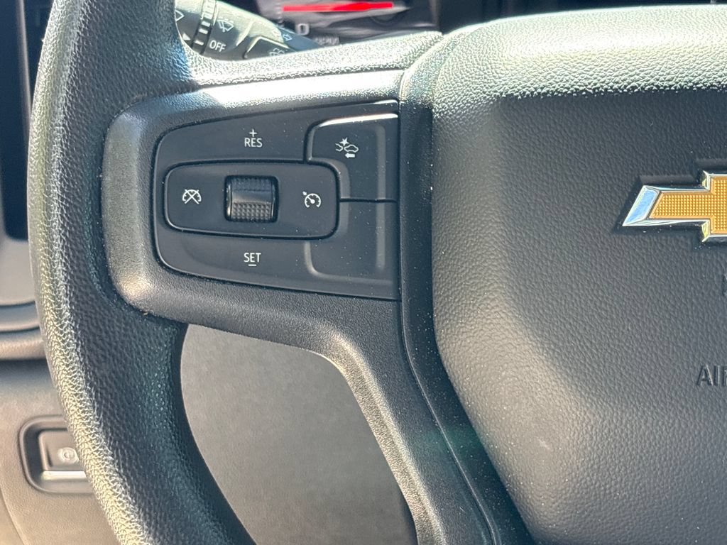 Used 2025 Chevrolet Silverado 2500 W/T AWD/4WD image 18