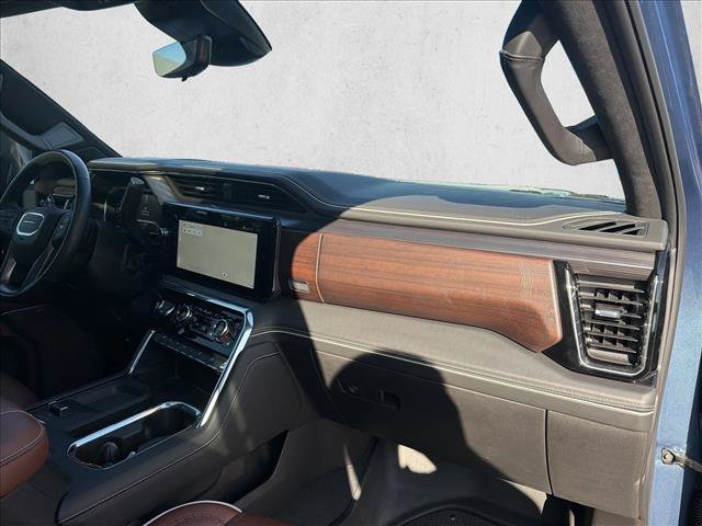 Used 2025 GMC Sierra 2500 Denali Ultimate AWD/4WD image 29