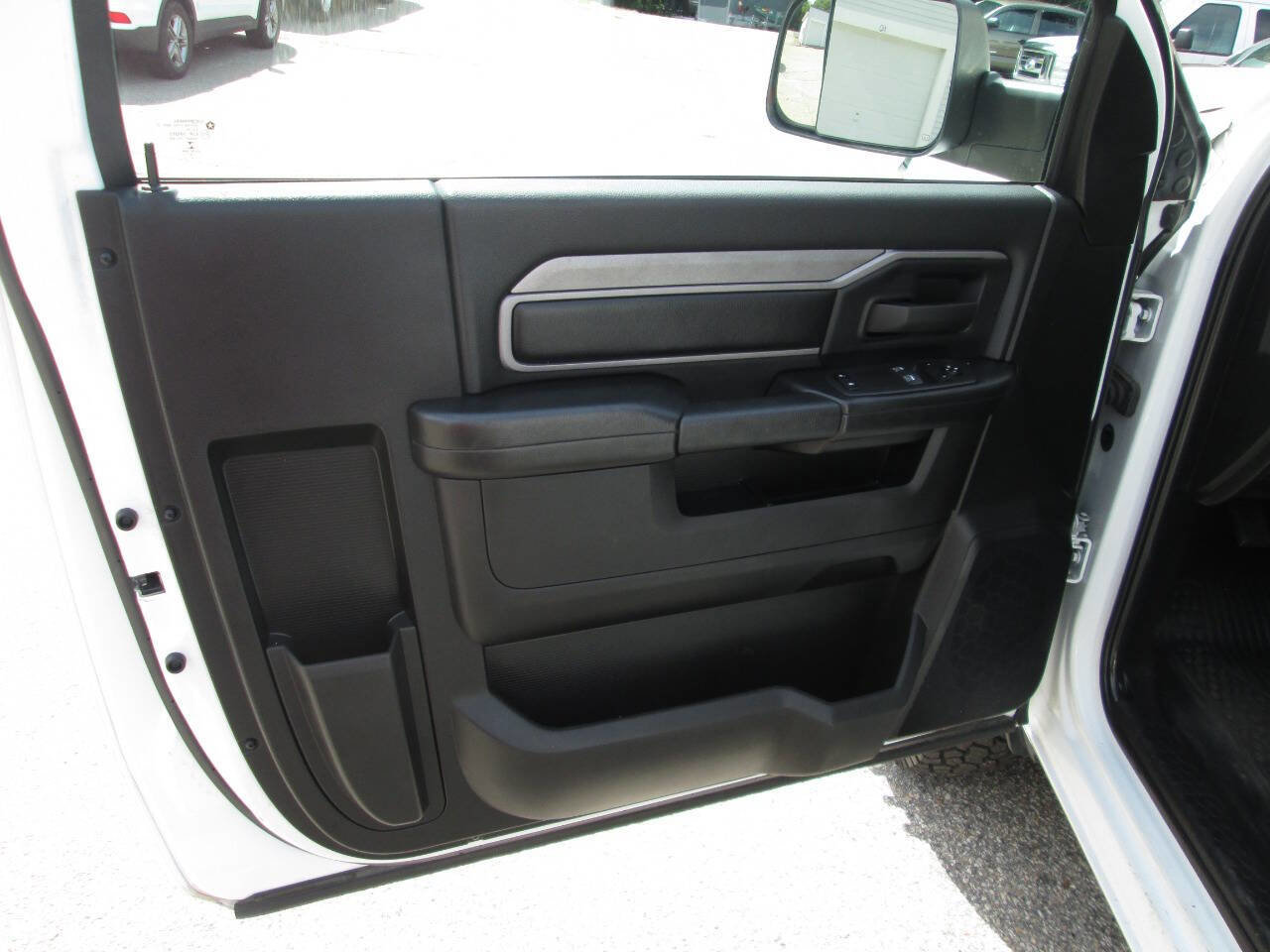 Used 2022 RAM 3500 Tradesman image 17