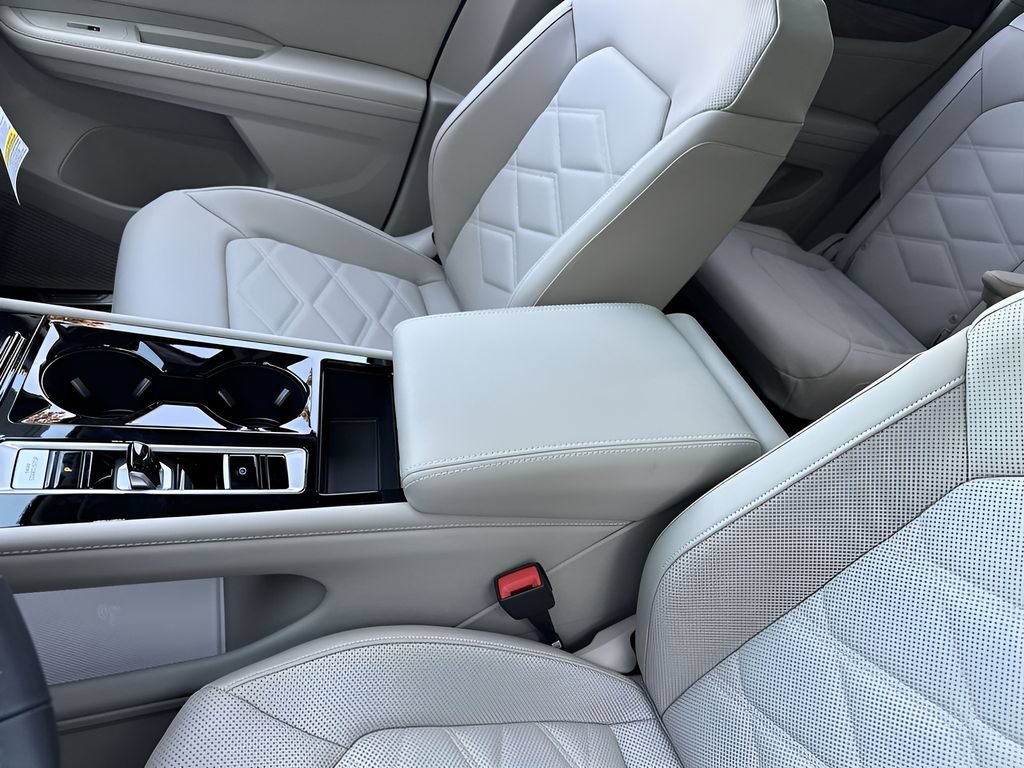 New 2026 Volkswagen Atlas SE FWD image 21