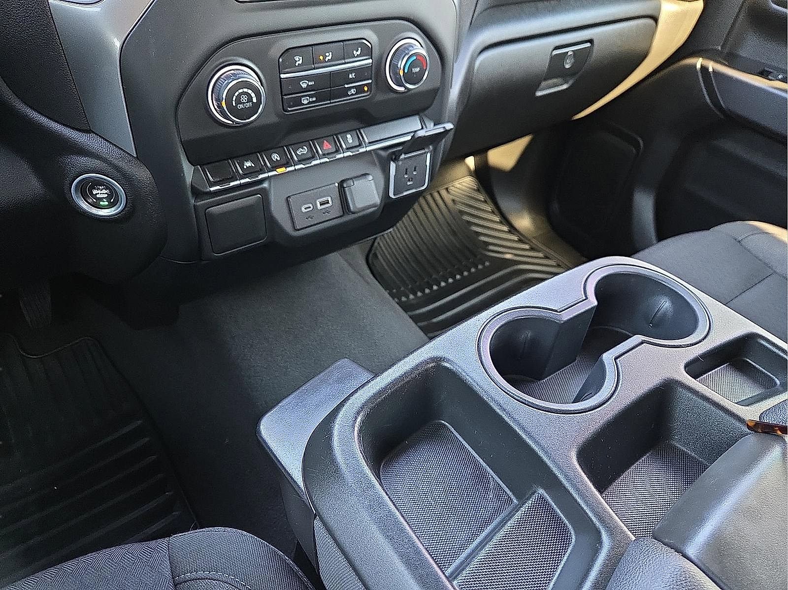 Used 2024 Chevrolet Silverado 1500 Custom image 25