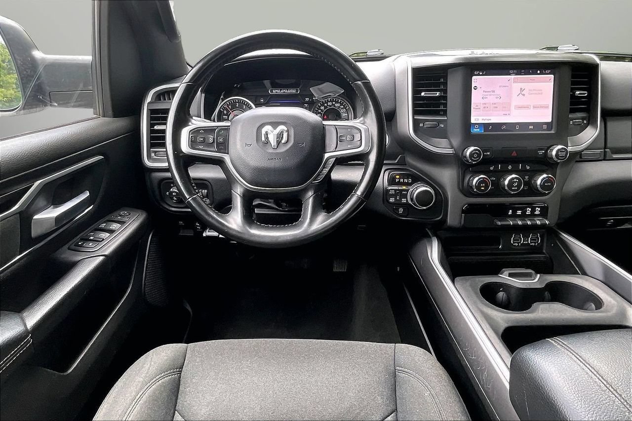 Used 2022 RAM 1500 Big Horn AWD/4WD image 11