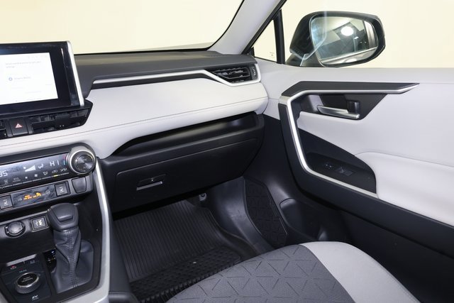 Used 2023 Toyota RAV4 XLE image 11