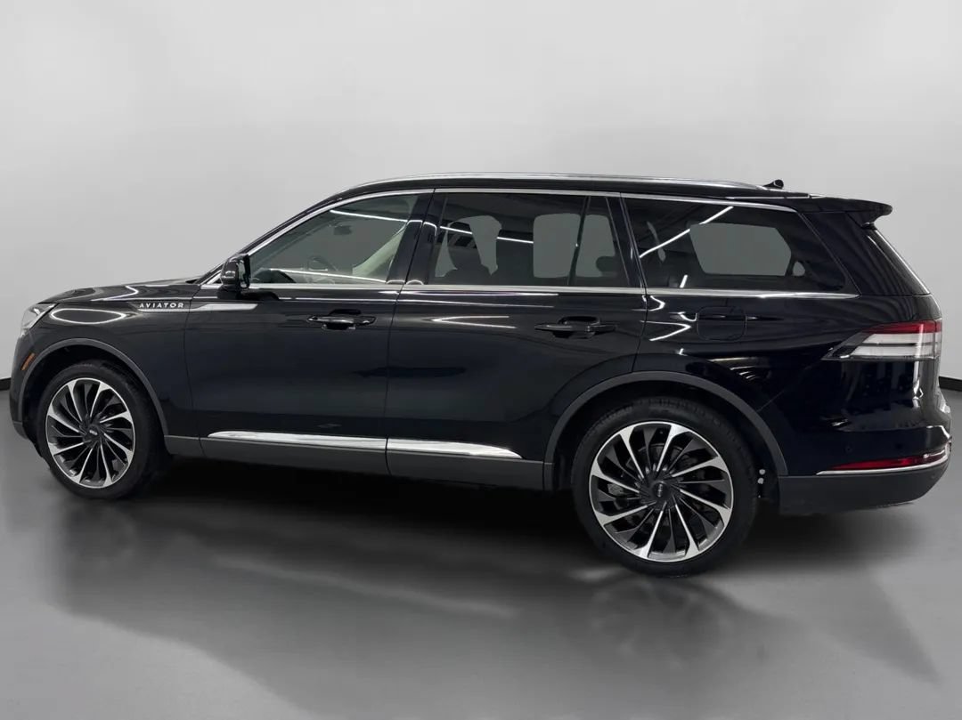 Used 2023 Lincoln Aviator Reserve w/ Equipment Group 201A AWD/4WD image 5