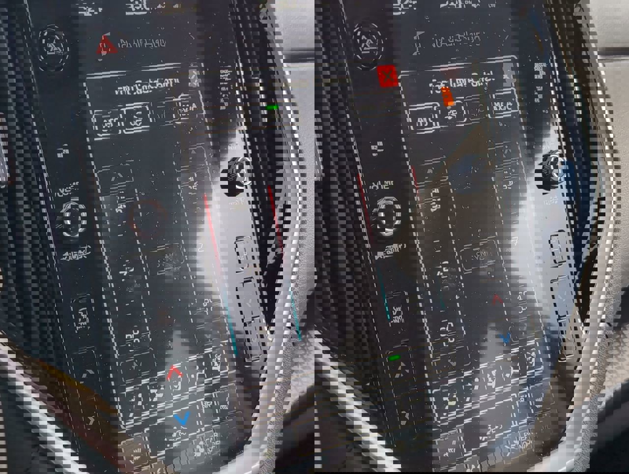 Used 2024 Subaru Ascent Premium w/ Convenience Package image 22