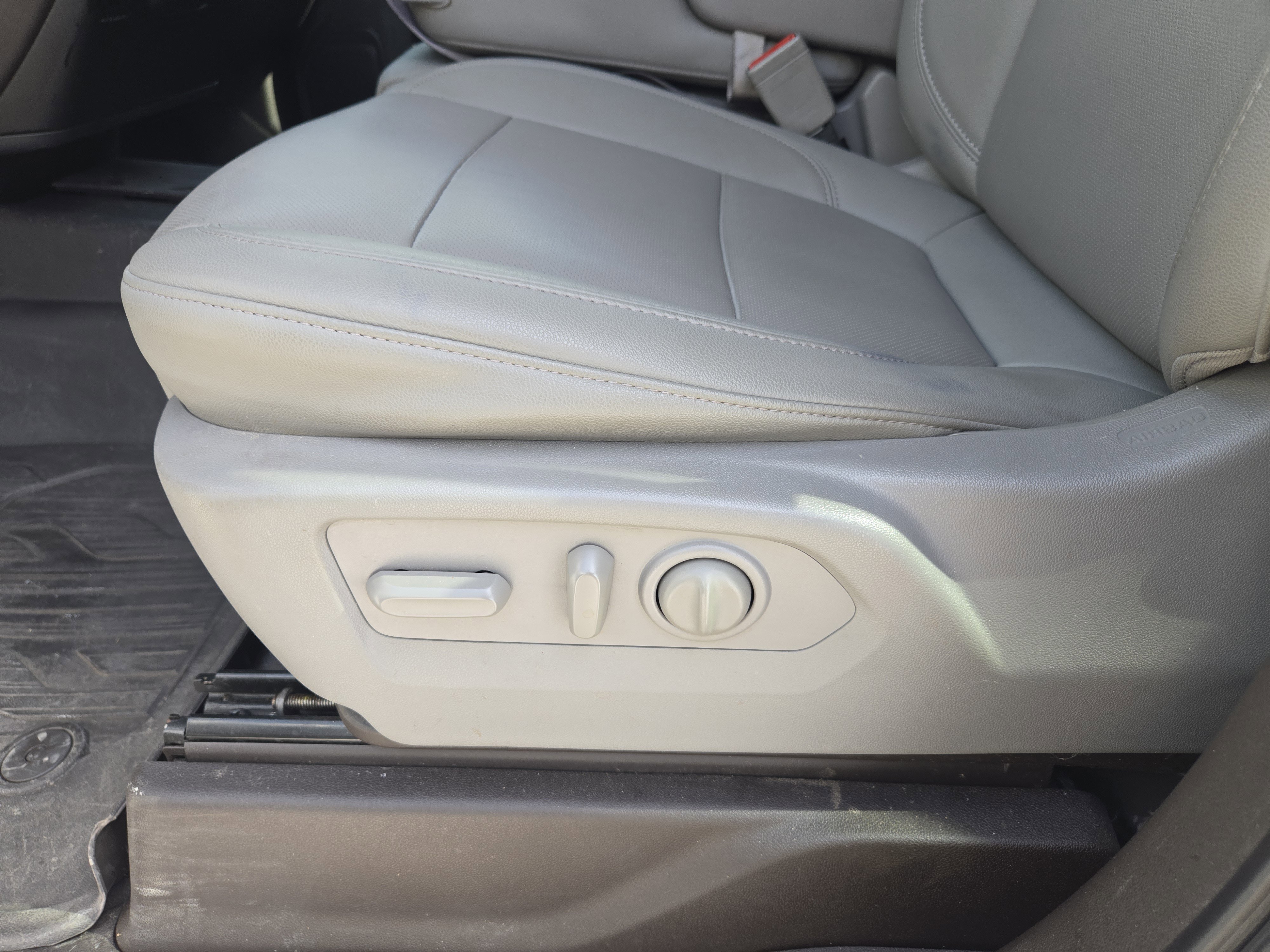 Used 2021 GMC Sierra 1500 SLT image 28