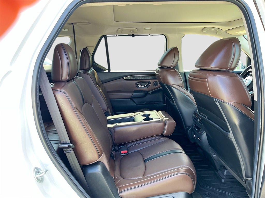 Used 2024 Honda Pilot Elite image 27