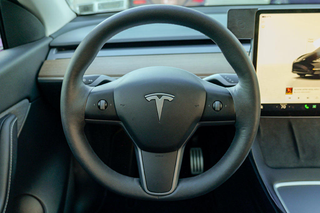 Used 2022 Tesla Model Y Performance AWD/4WD image 42