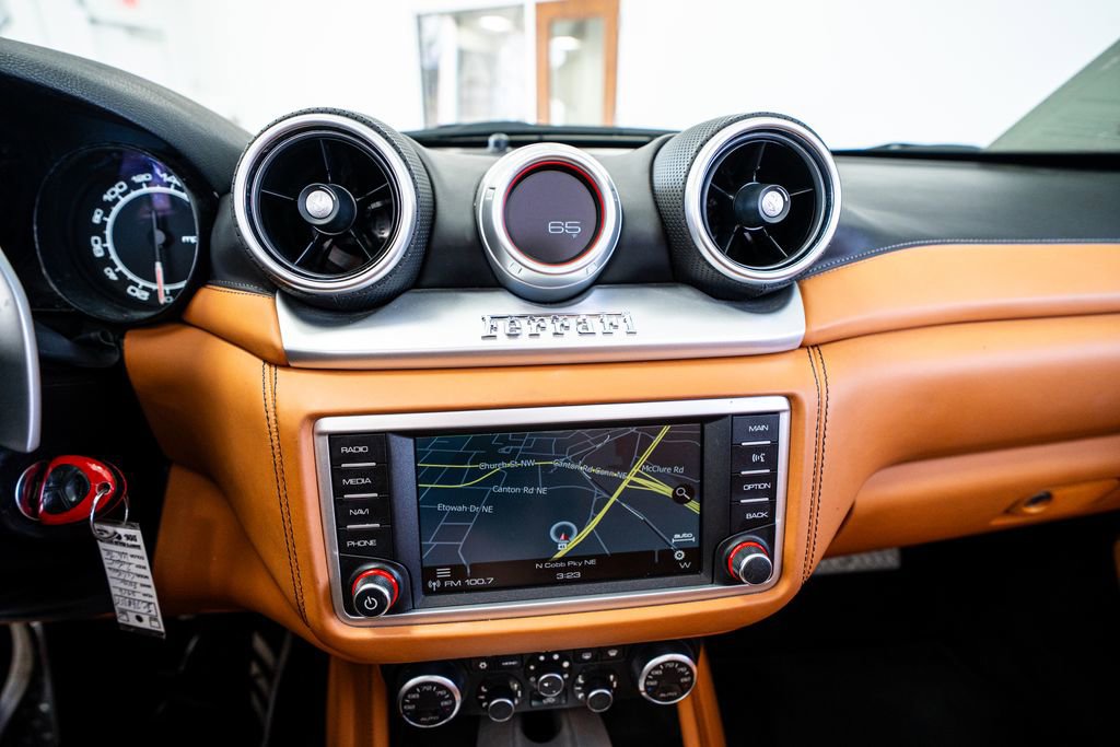 Used 2016 Ferrari California T image 51