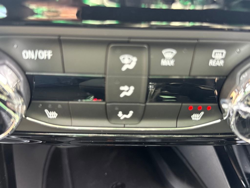 New 2026 Chevrolet Trax ACTIV w/ Sunroof Package image 23