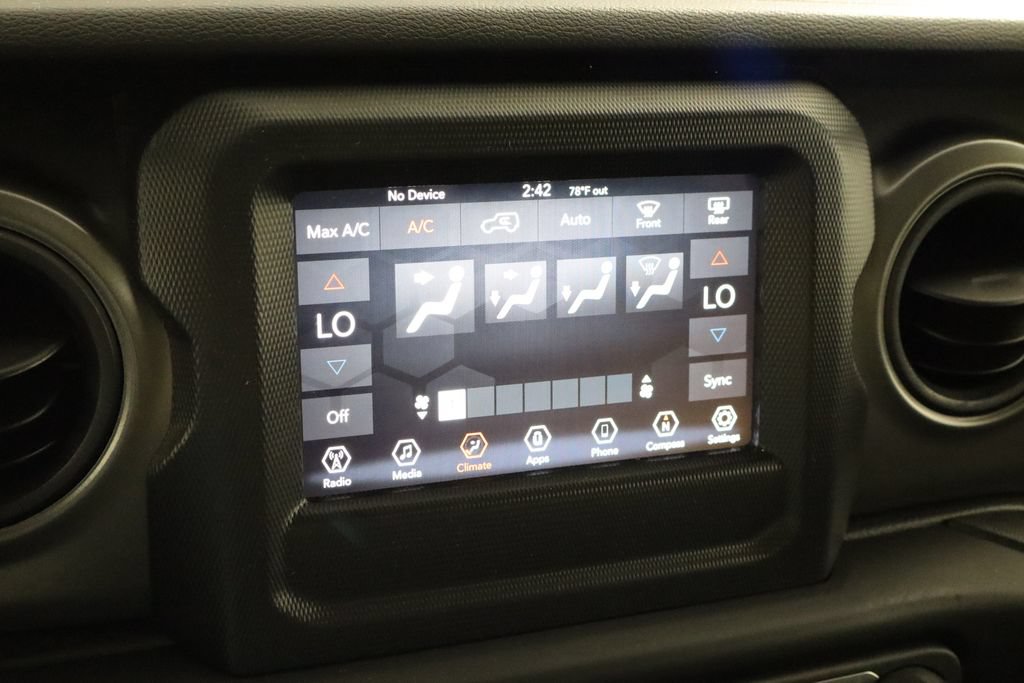 Used 2023 Jeep Wrangler Unlimited Sport AWD/4WD image 27