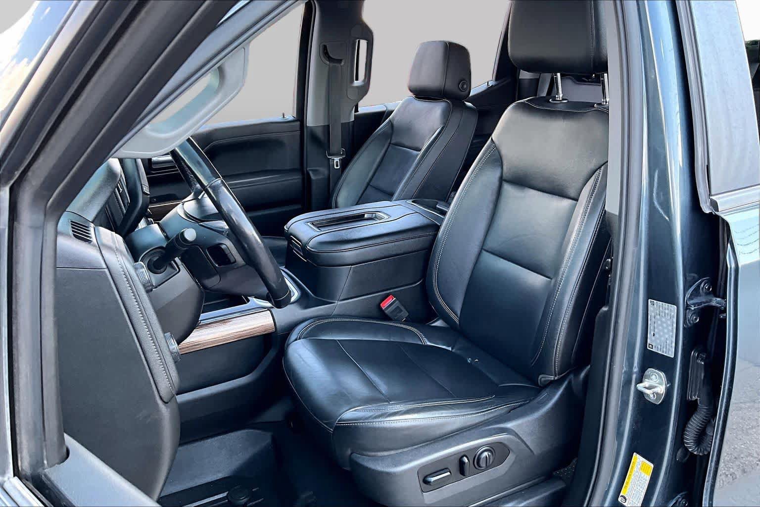 Used 2019 Chevrolet Silverado 1500 LT Trail Boss AWD/4WD image 8