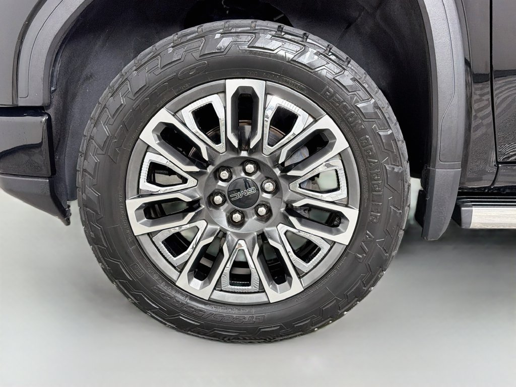 Used 2023 GMC Sierra 1500 Denali Ultimate AWD/4WD image 34