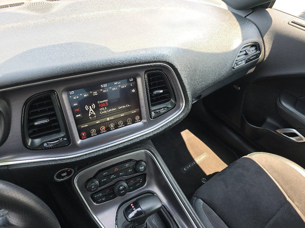 Used 2017 Dodge Challenger R/T Plus RWD image 23