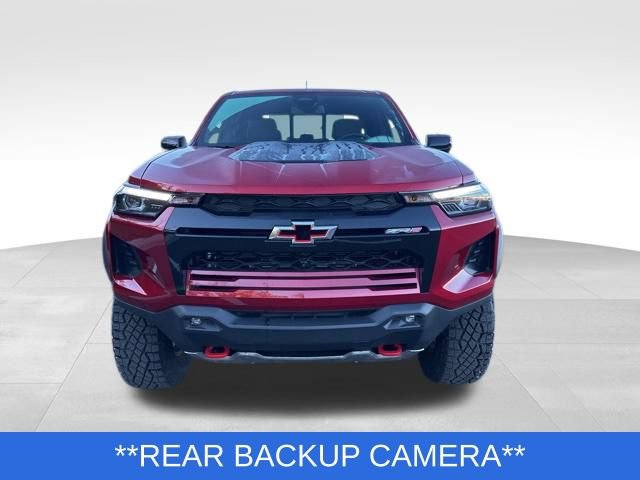 Used 2025 Chevrolet Colorado ZR2 w/ Technology Package image 9