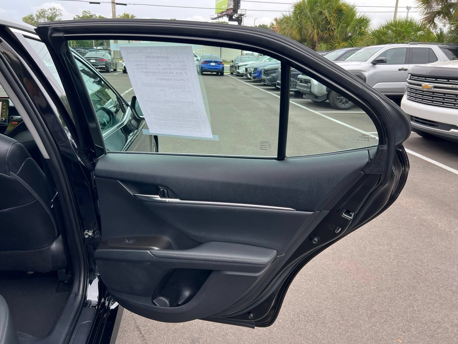 Used 2021 Toyota Camry XLE FWD image 41