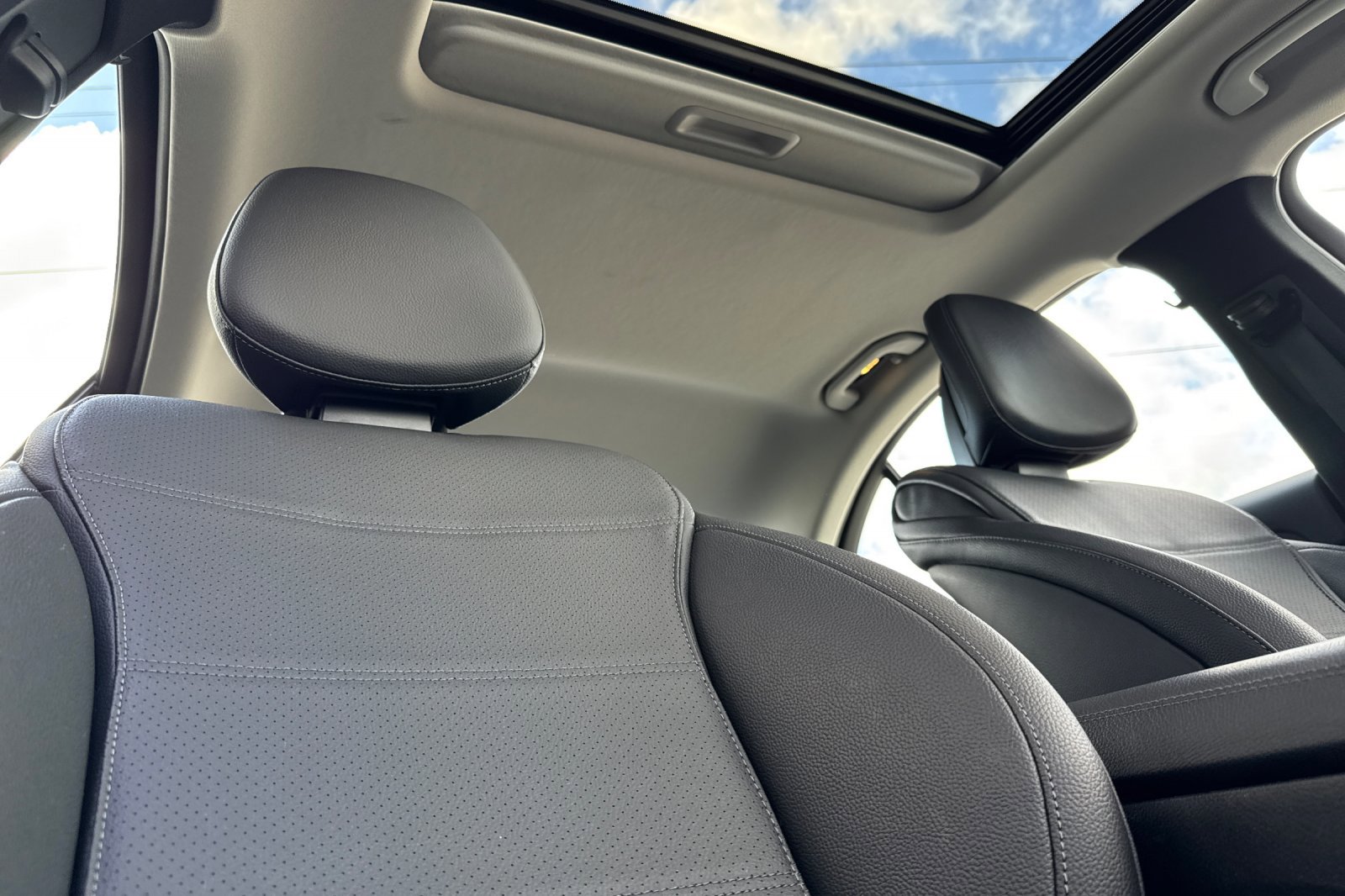 Certified 2023 Mercedes-Benz C 300 Sedan image 16