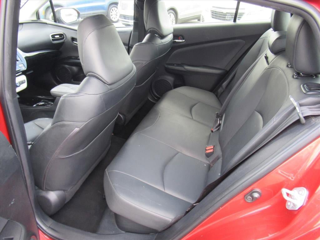 Used 2017 Toyota Prius Four w/ Advanced Technology Package FWD image 30