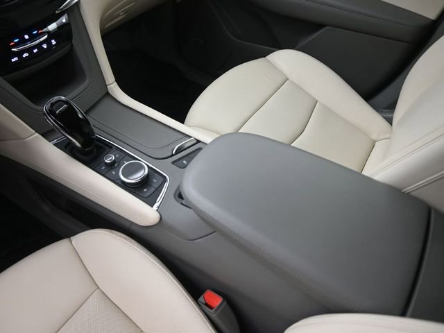 Used 2021 Cadillac XT6 Premium Luxury image 9