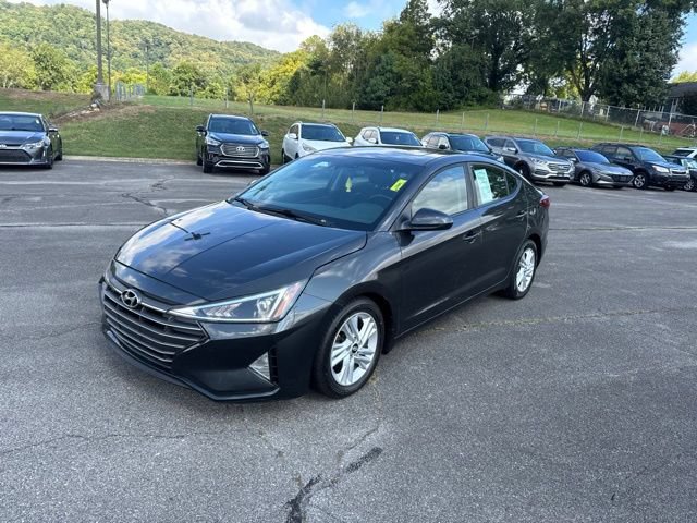 Used 2020 Hyundai Elantra Value Edition w/ Winter Weather Package FWD image 4