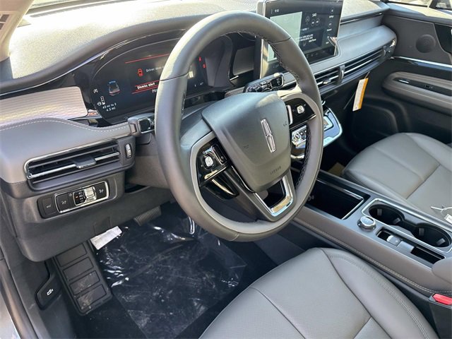 New 2026 Lincoln Corsair Premiere image 24