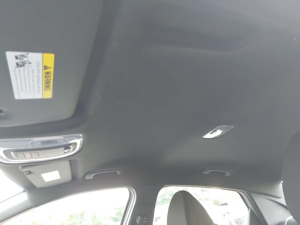Certified 2025 Hyundai Elantra Sport FWD image 31