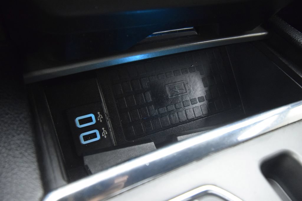 Used 2019 Ford Expedition XLT w/ Equipment Group 202A RWD image 14