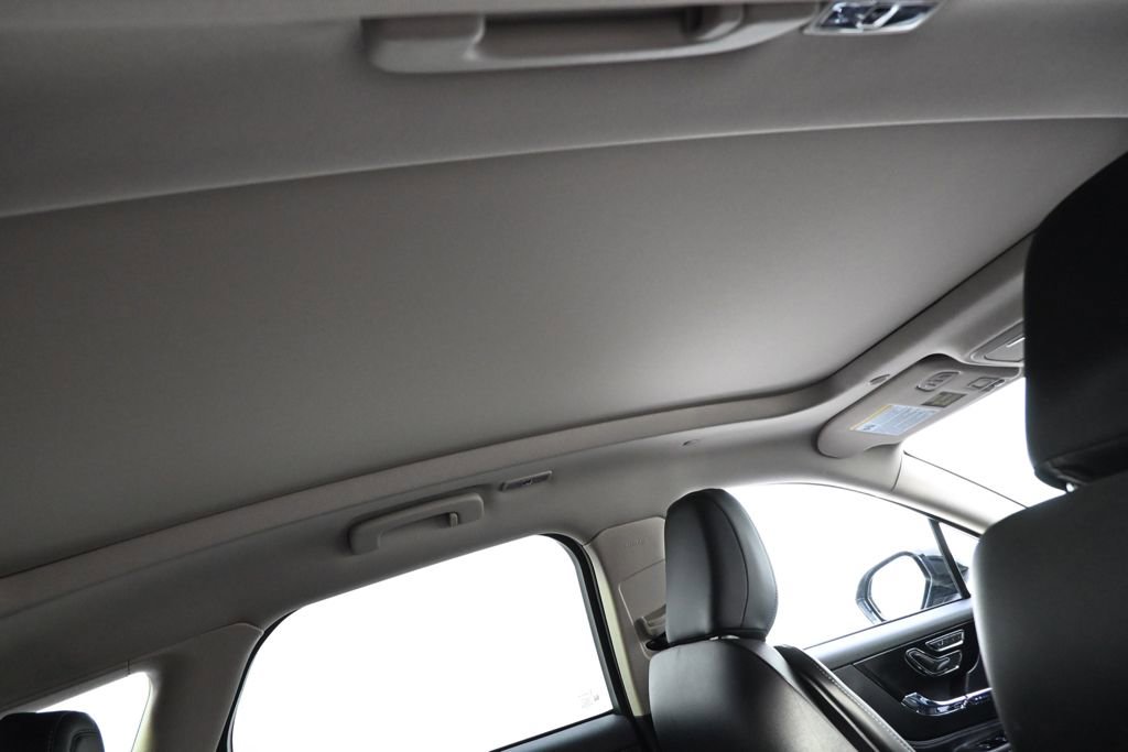 New 2026 Lincoln Corsair Reserve w/ Jet Appearance Package image 17