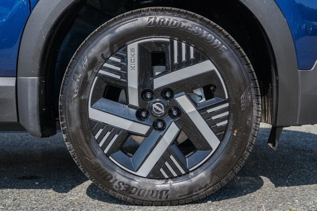New 2026 Nissan Kicks SV image 15