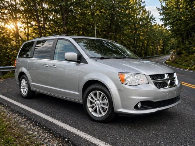 Used 2019 Dodge Grand Caravan SXT FWD image 1