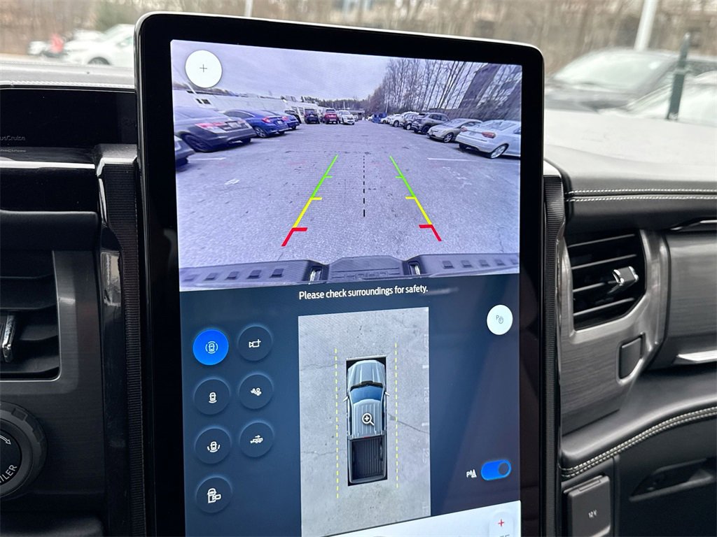 Used 2023 Ford F150 Lightning Platinum image 24