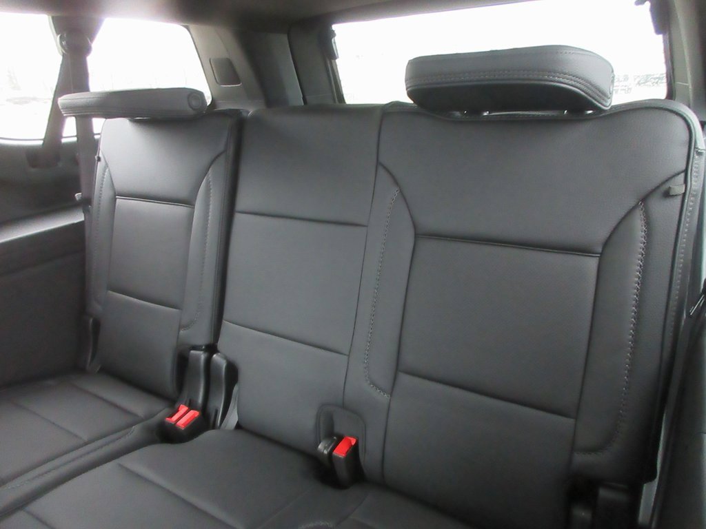 New 2026 GMC Yukon XL Denali w/ Denali Reserve Package image 15