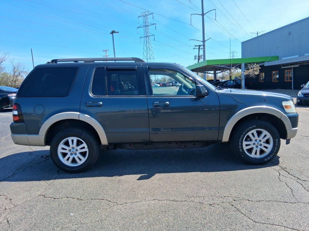 Used 2010 Ford Explorer Eddie Bauer AWD/4WD image 4