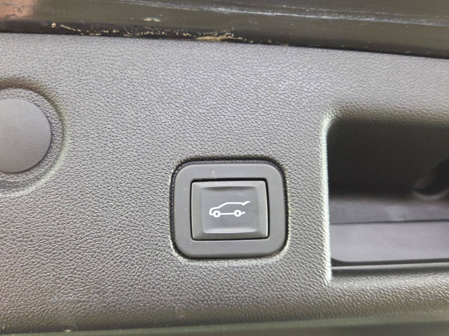 Used 2020 Chevrolet Equinox LT AWD/4WD image 29